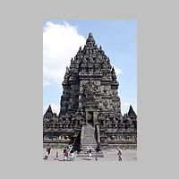 Indonesia, Prambanan, The main temple dedicated of Shiva, photo Korea.net, Wikipedia.jpg